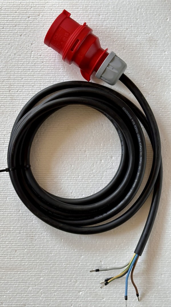 Kabel z vtičem 5 x 1,5 mm2 4m